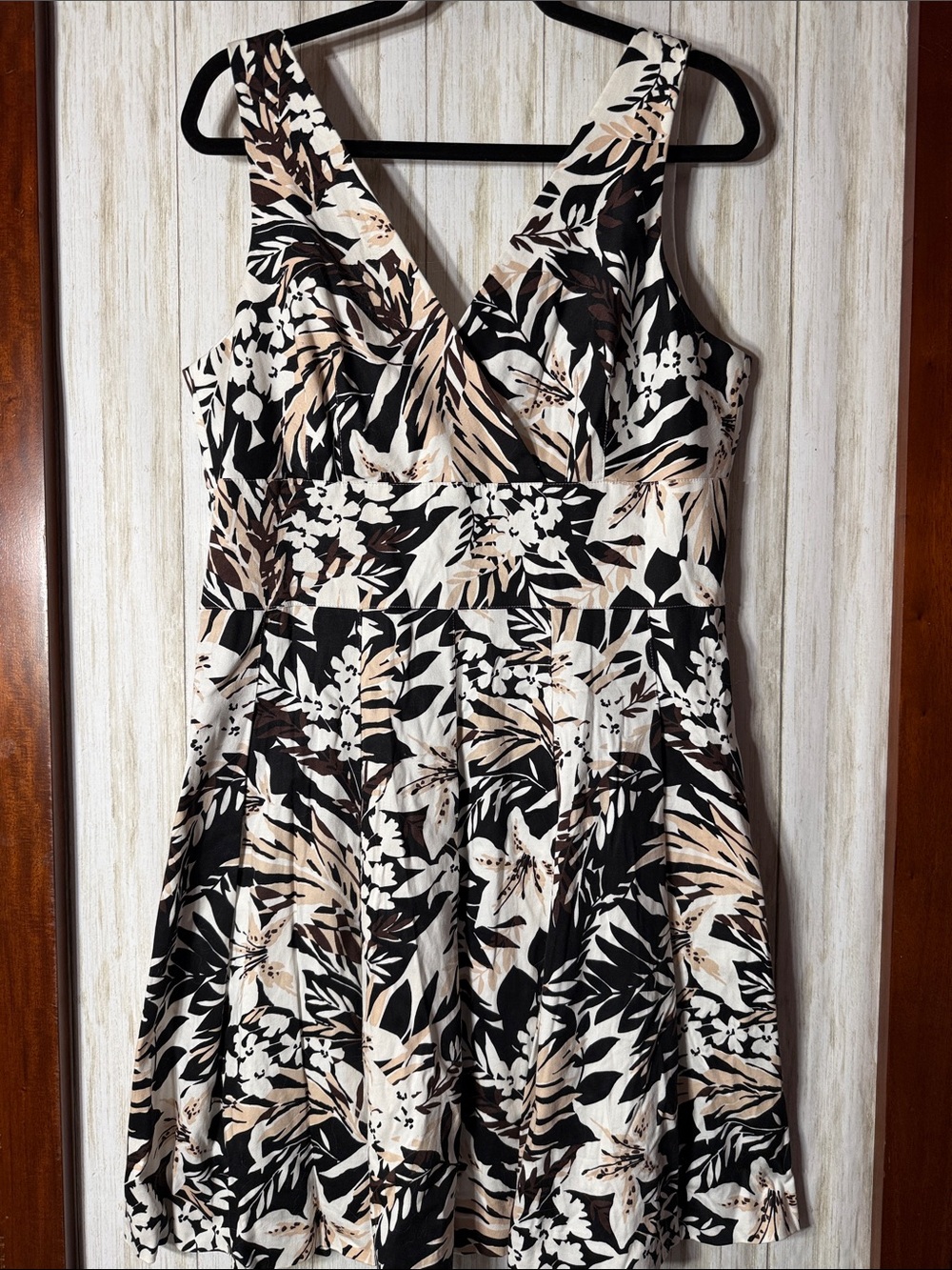 White House Black Market Black, Cream & Tan Floral Midi Dress